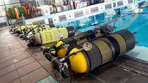 sidemount cylinders